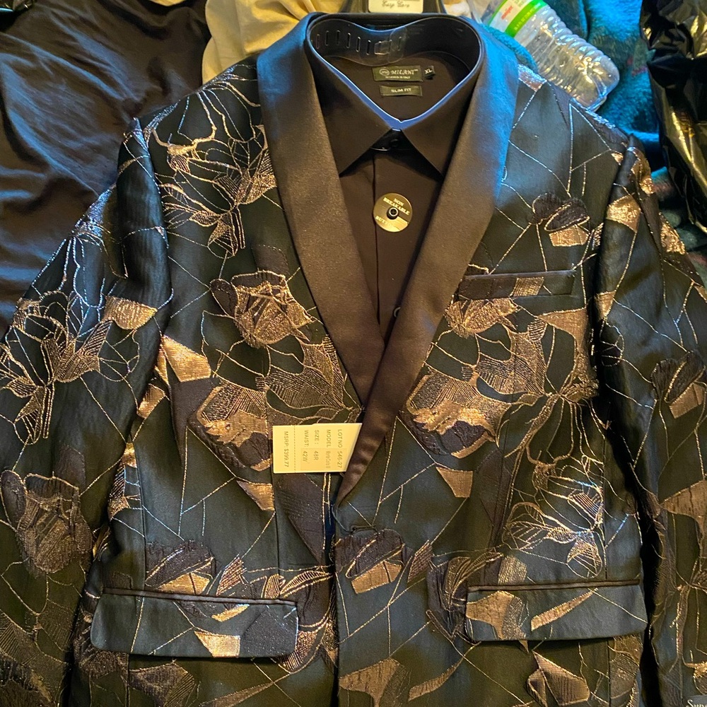 Men’s blazer suit jacket Black and gold